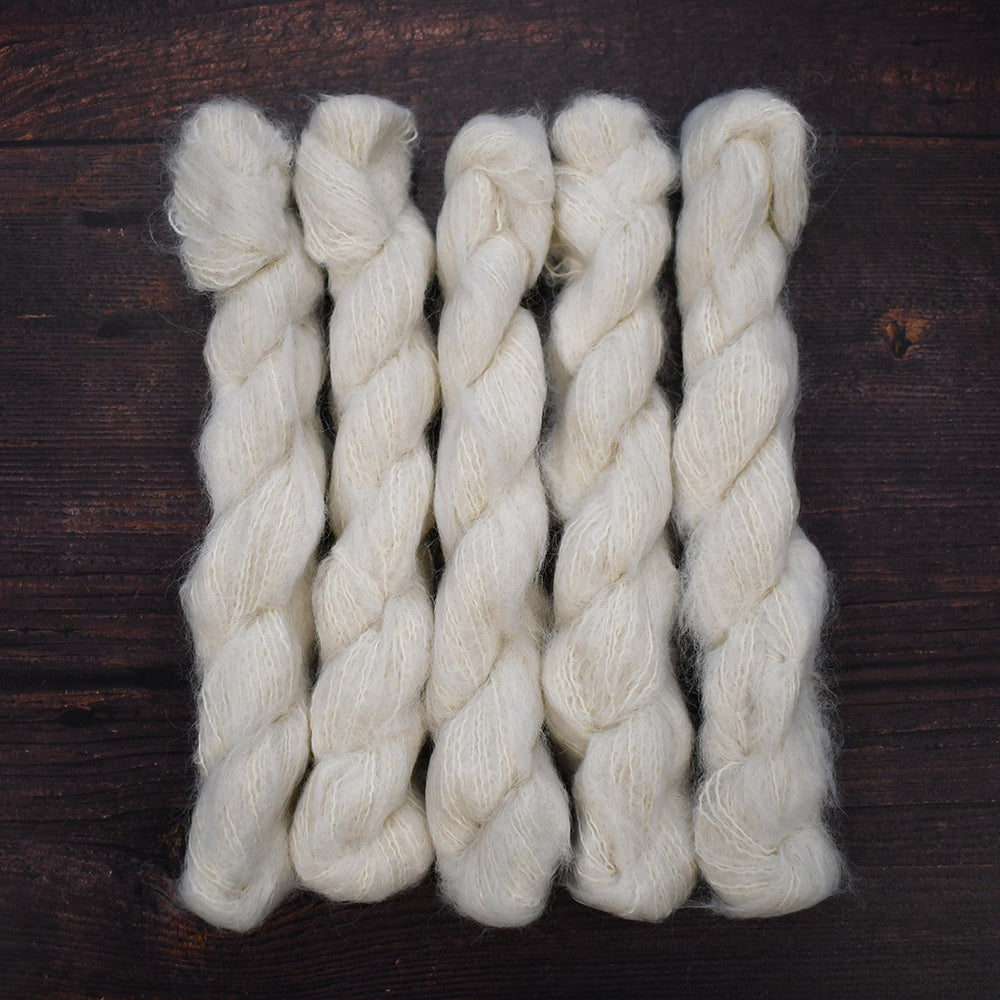 Type 49138M - Brushed Suri Fluff Minis - 25 x 20g