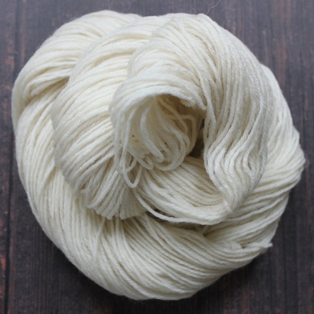 Type 49124A - Highland 4ply 50g