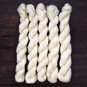 Type 49132M - BFL Decadence 4ply Mini - 25 x 20grm Hanks