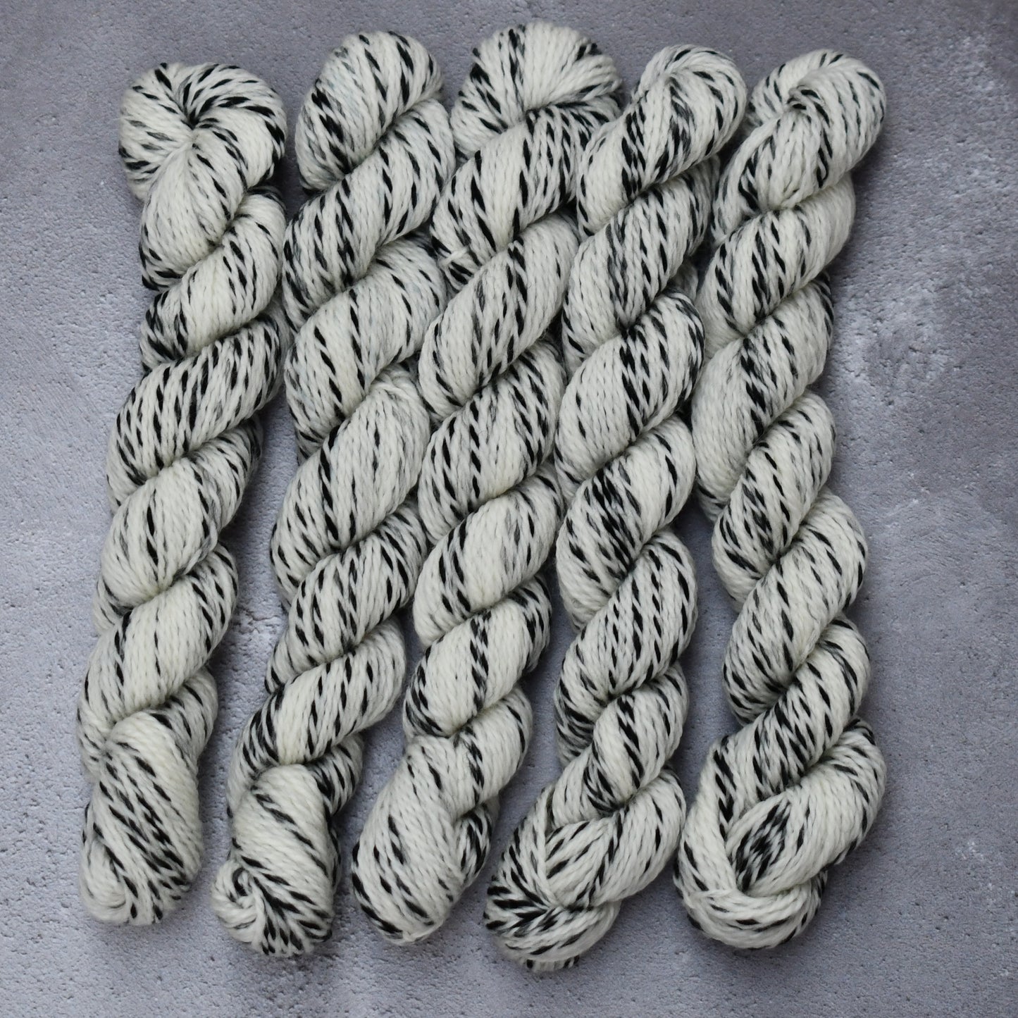 Superwash Zebra 4ply - 25 x 20g Minis