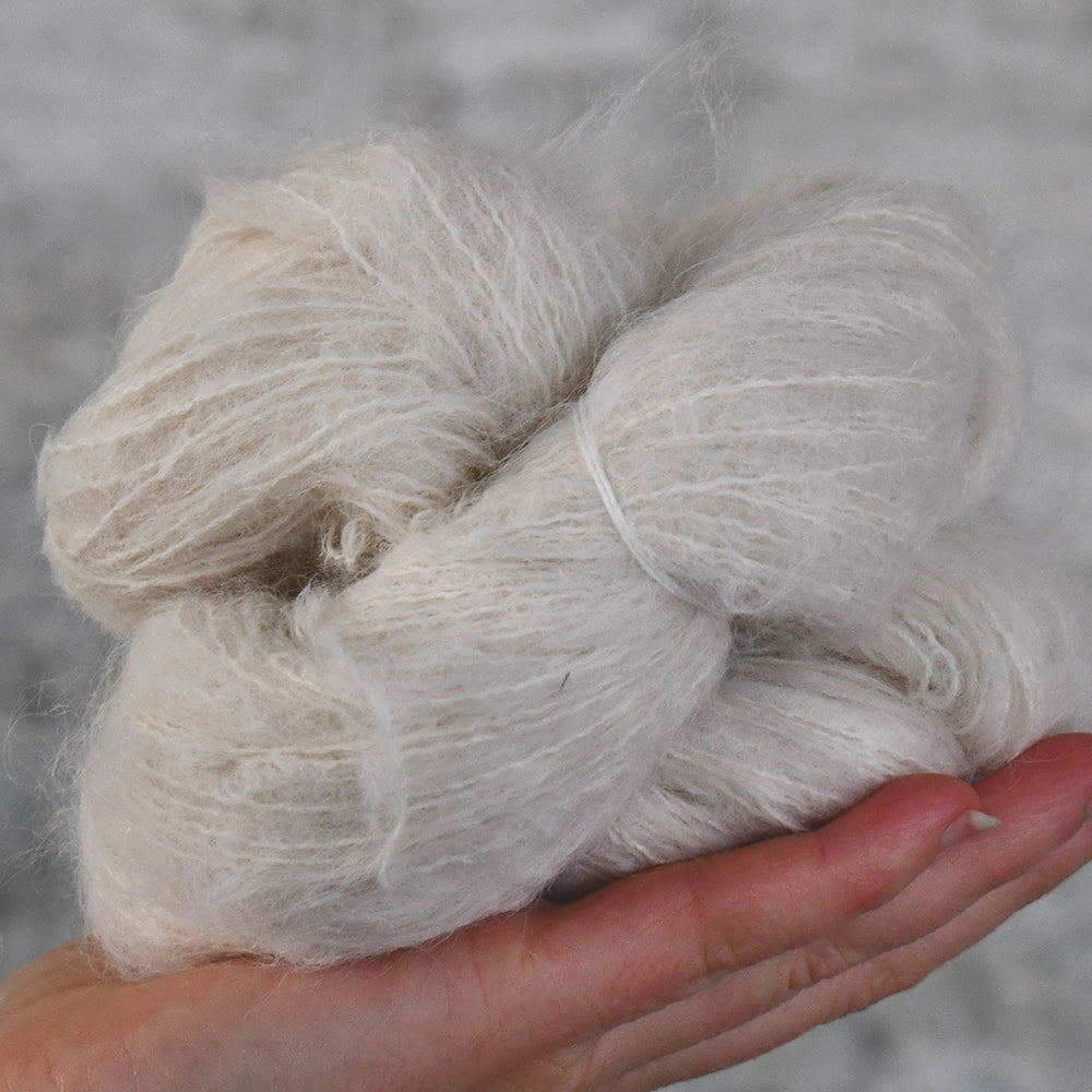 Type 49138 - Brushed Suri Fluff