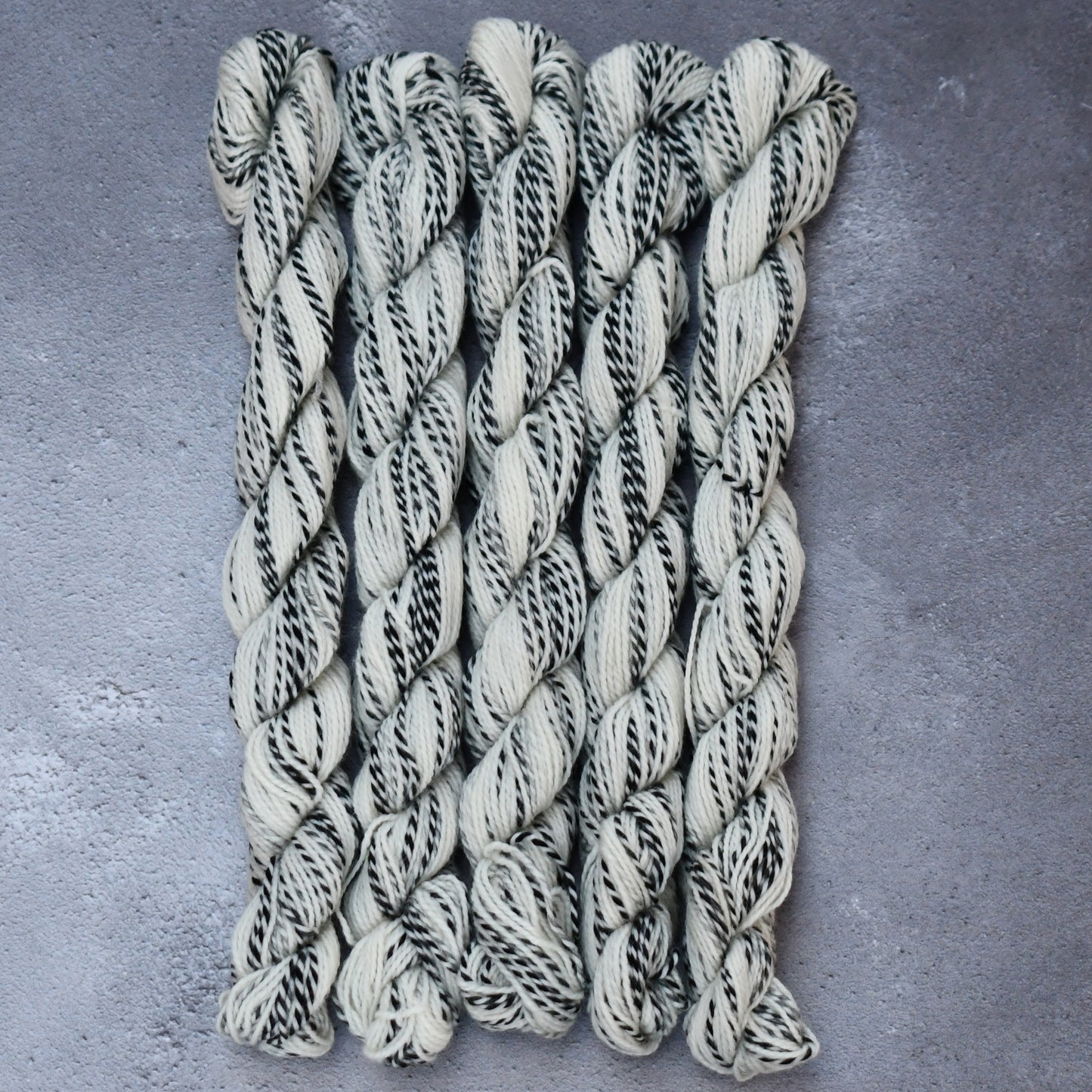 Sheila's Gold Zebra Sock - 25 x 20g Minis