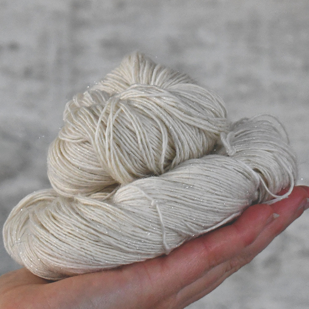 Type 49184 - Silver Sparkle Singles 4ply