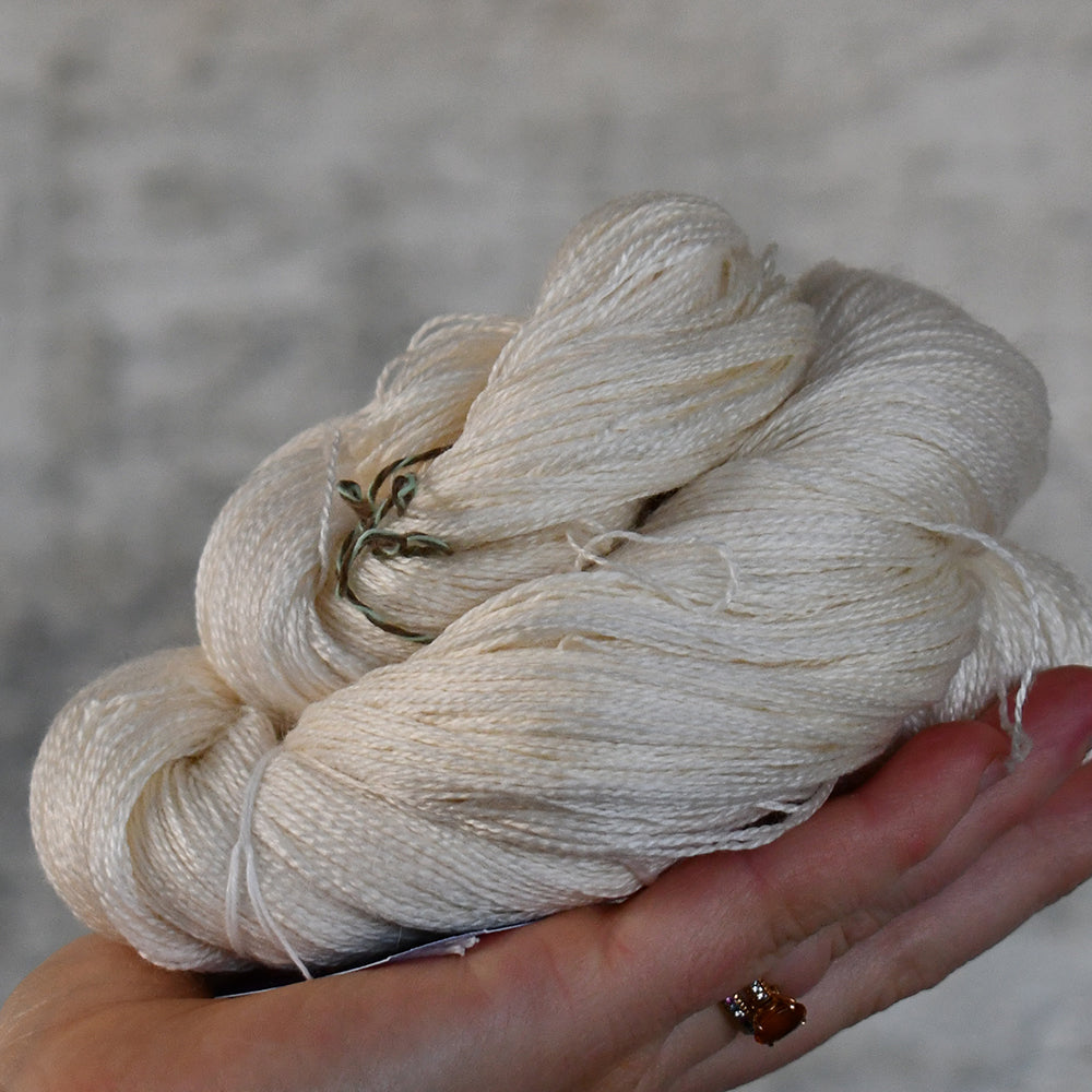Type 49038- Merino Decadence Lace