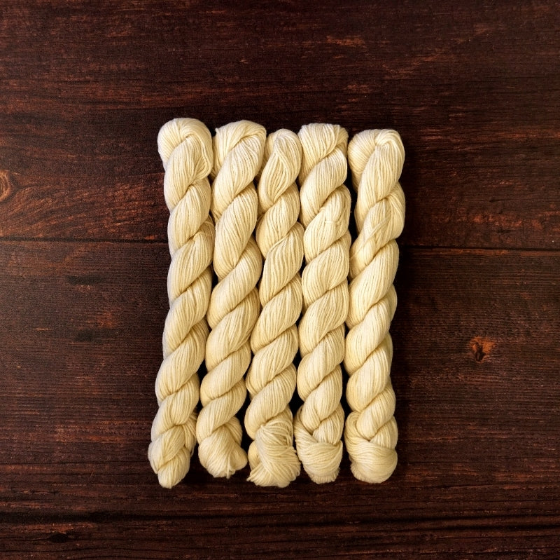Type 49118M - Platinum Sock Minis - 25 x 20grm Hanks