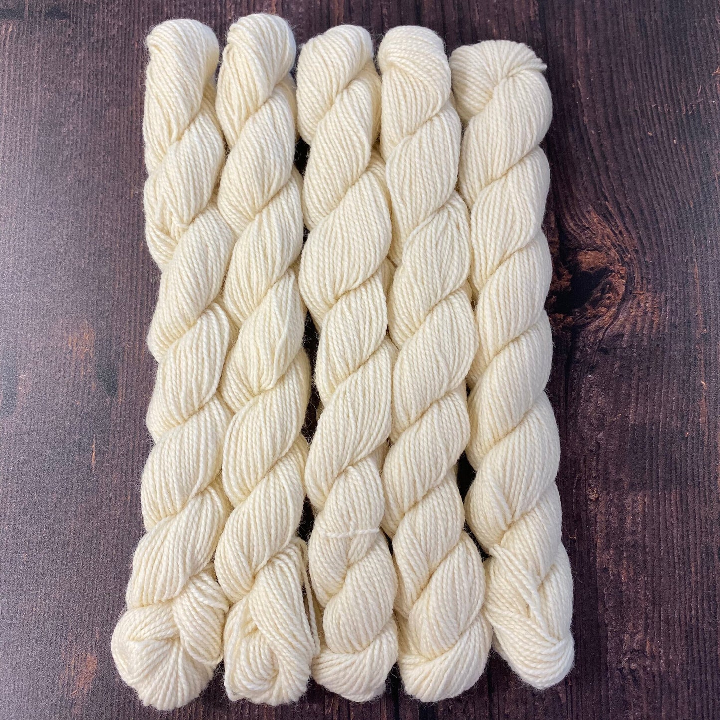 Type 49142M - BFL Platinum HT Sock Minis - 25 x 20grm Hanks