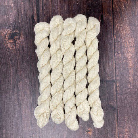 Type 49112M - Arequipa Singles 4ply Minis - 25 x 20grm Hanks