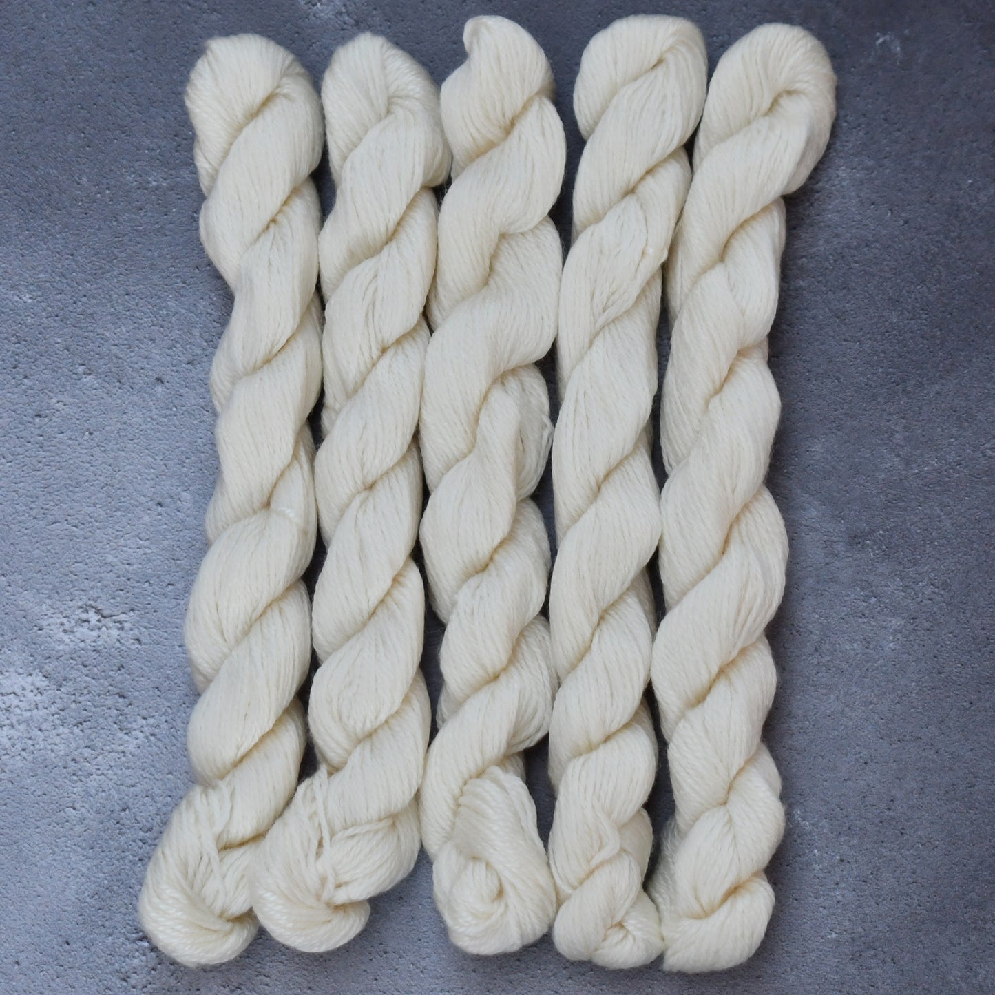 Type 49106M - Bright Sock 4ply Mini - 25 x 20grm Hanks