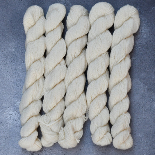 Type 49117M - Velvet 4ply Mini - 25x20grm Hanks