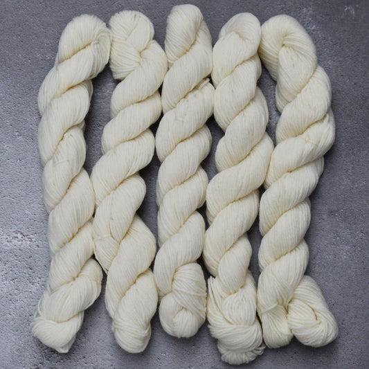 Type 49118M - Platinum Sock Minis - 25 x 20grm Hanks