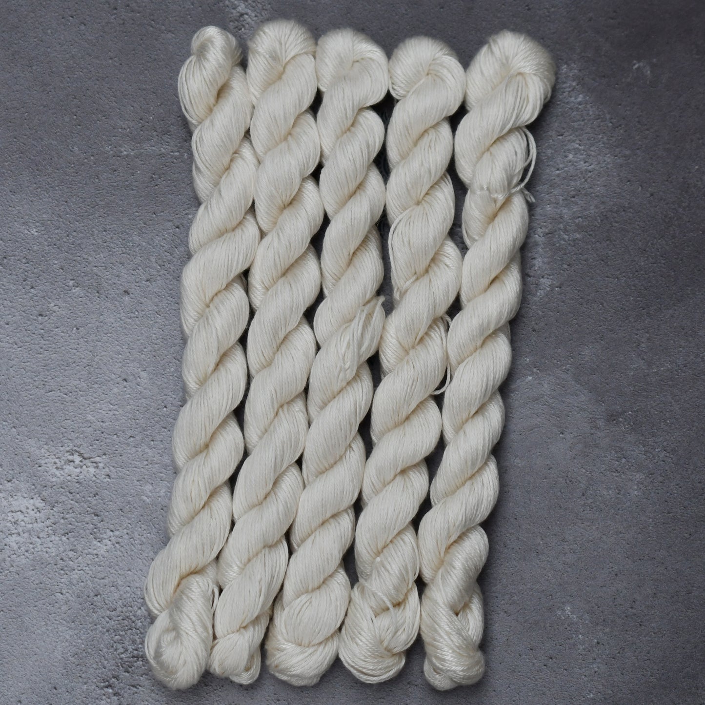 Type 49161M - Pure Silk 4ply Mini - 25 x 20grm Hanks