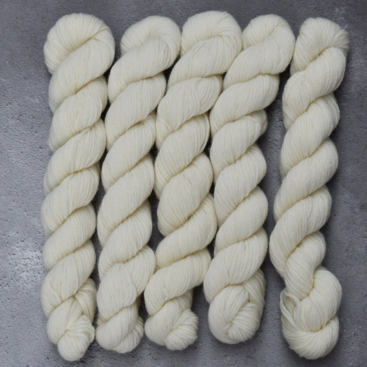 Type 49172M - Alpaca 4ply Sock Minis - 25 x 20grm Hanks