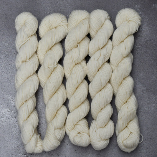 Type 49176M - Ethereal 4ply Mini - 25 x 20grm Hanks