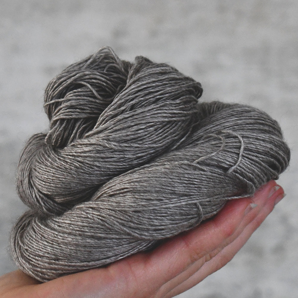 Type 49179 - Yak Singles 4ply