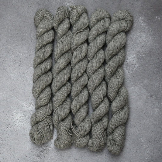 Type 49196M - Natural Grey Llama 4ply Mini - 25 x 20grm Mini